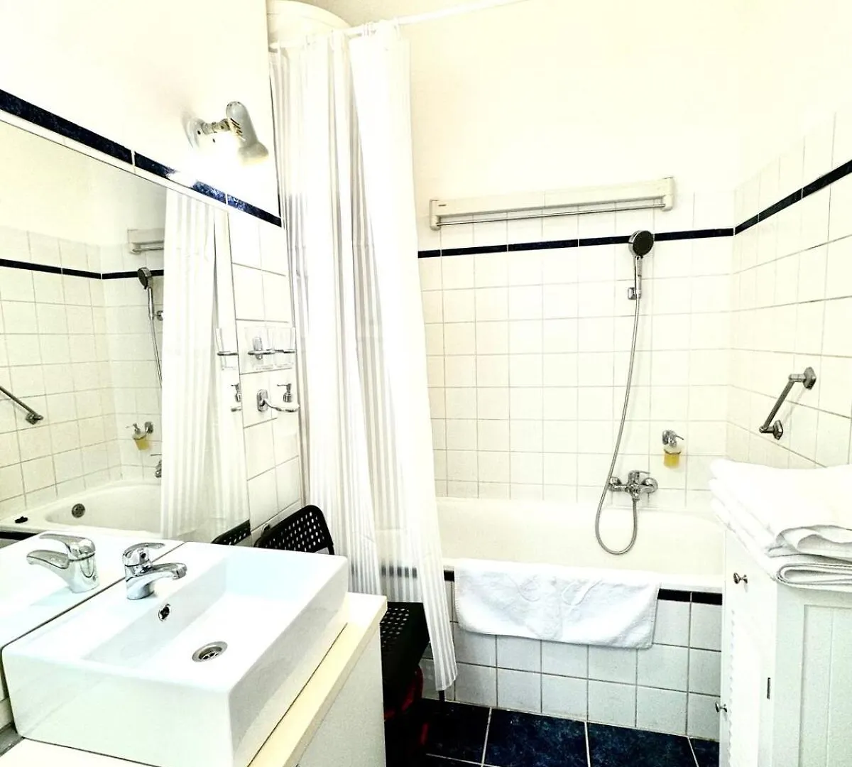 Sunny Midterm Apartman Budapest 0*,